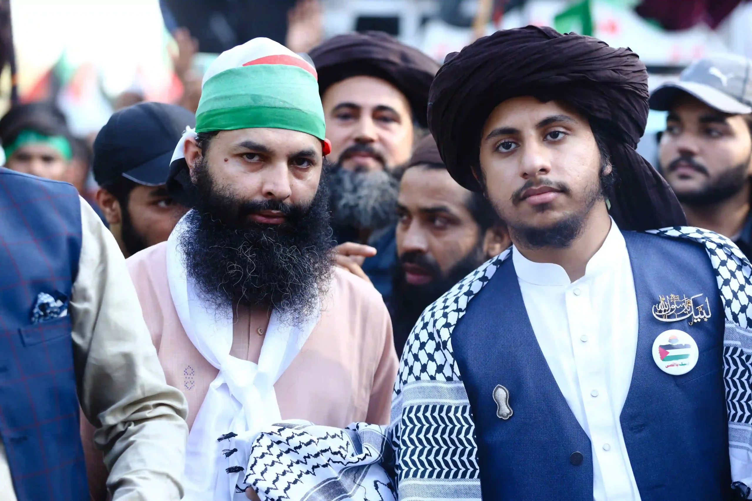 Mufti Hassan Raza Naqshbandi Million March - Widepik